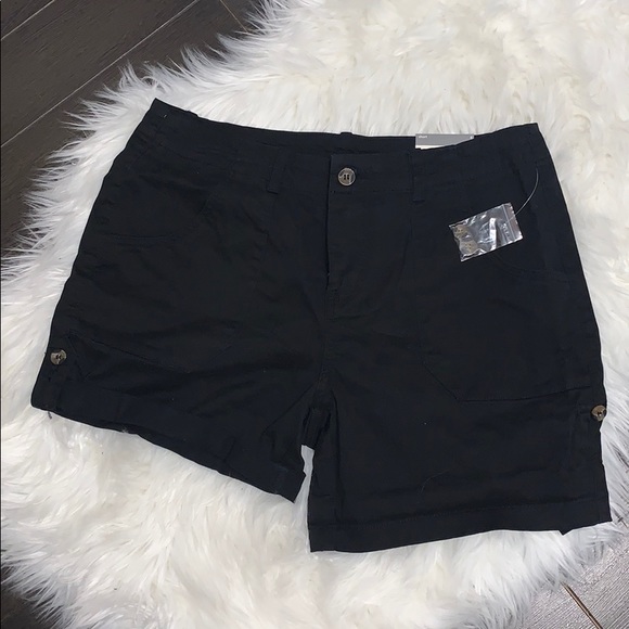 *BRAND NEW* Black casual shorts! - Picture 4 of 7